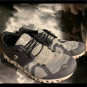 Selling On Running Cloud Shoe Mens Size 10